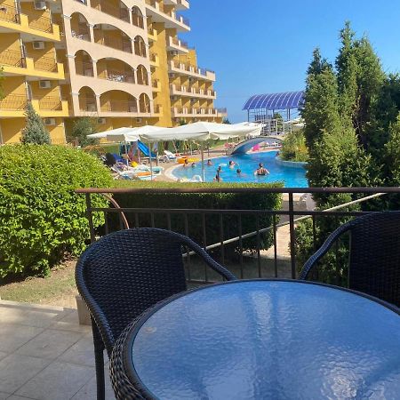Midia Grand Resort, Terrassen Paradies Apartment Aheloy Buitenkant foto