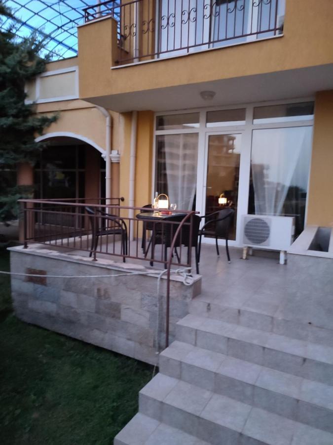 Midia Grand Resort, Terrassen Paradies Apartment Aheloy Buitenkant foto